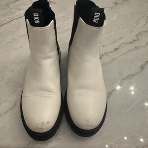 Kids Dior size 30 boots